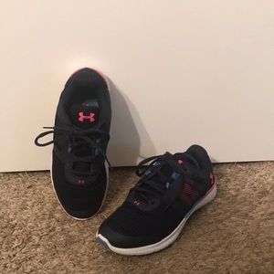 Under Armour Sneakers - Size 5